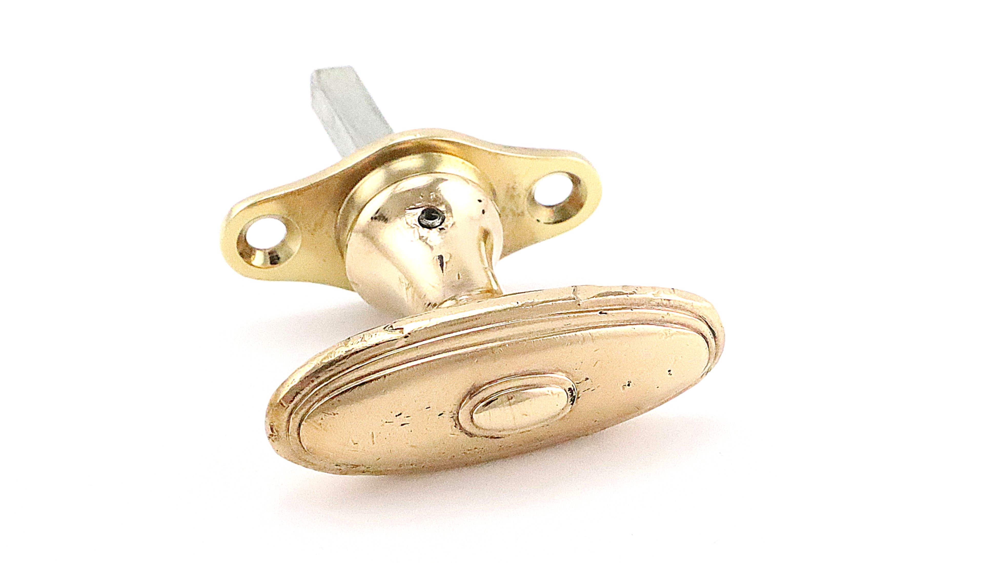  1.0122b.35 JCB finestra originale antica oliva